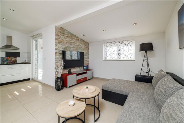 Apartment A5, for 5 persons