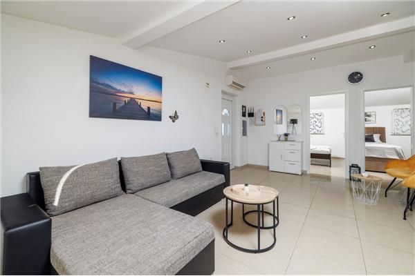 Apartment A5, for 5 persons