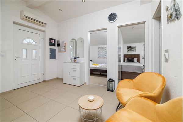 Apartment A5, for 5 persons