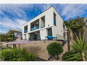 Accommodation with pool Kvarners islands,Book2From 257 €