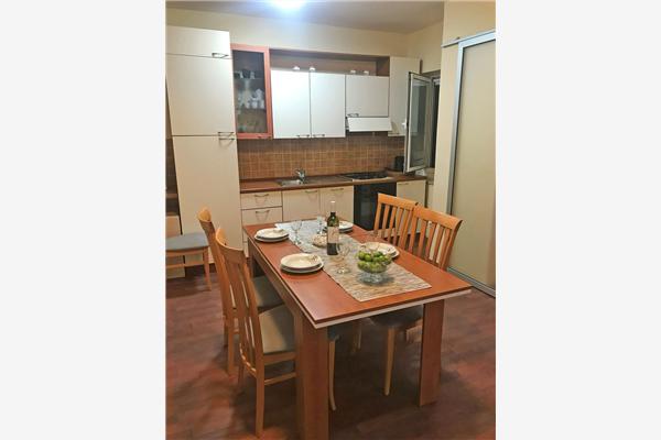 Apartment A1, for 5 persons