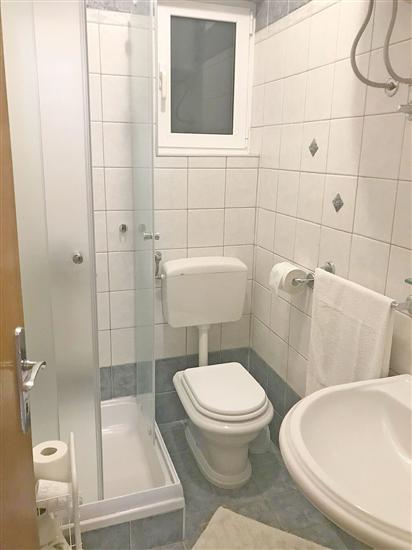 Apartment A1, for 5 persons