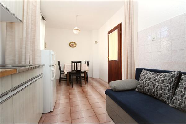 Apartment A4, for 4 persons