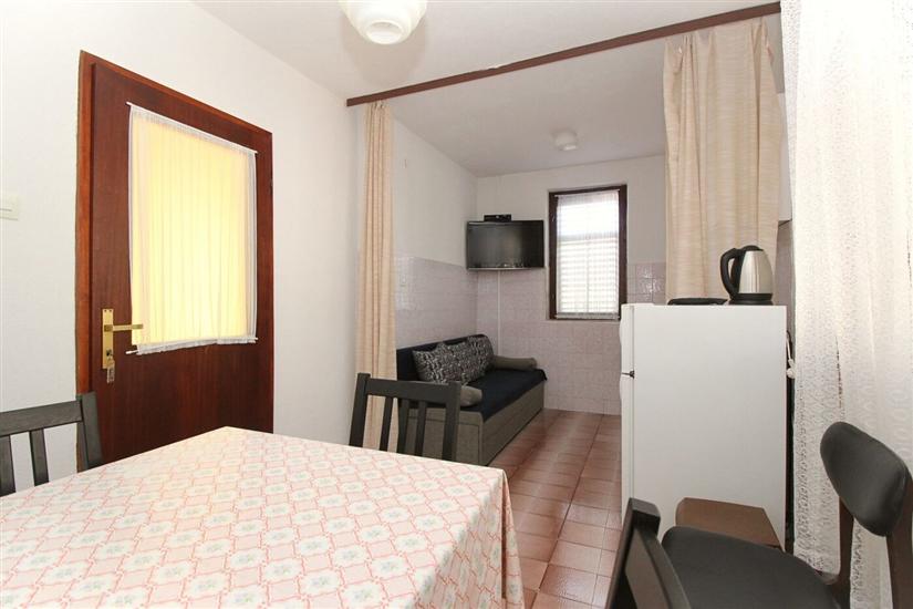 Apartment A4, for 4 persons