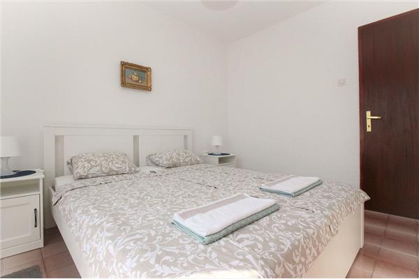Apartment A4, for 4 persons