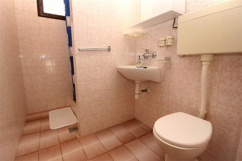 Apartment A4, for 4 persons