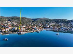 Апартаменты Mar Vinisce, квадратура 95,00 m2, Воздуха удалённость от моря 10 m, Воздух расстояние до центра города 100 m