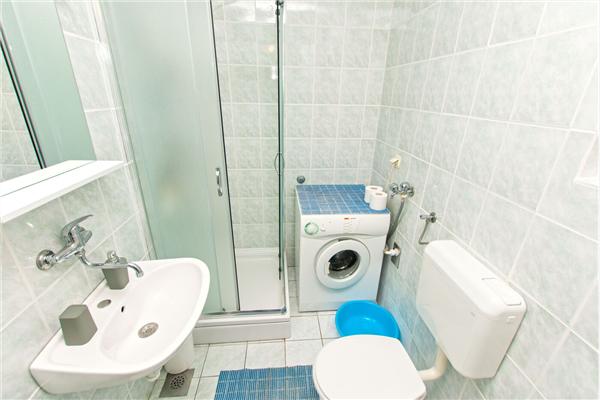 Apartment A1, for 6 persons