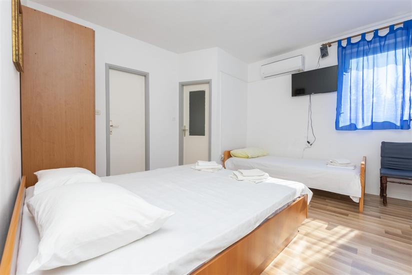 Apartment A1, for 3 persons