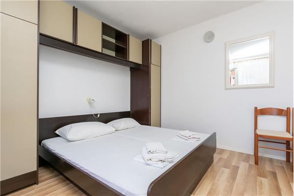 Apartment A3, for 5 persons