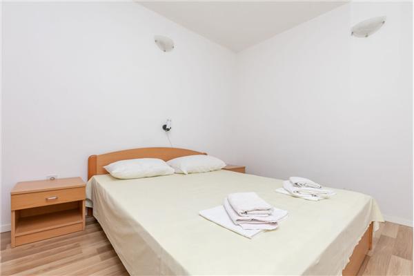 Apartment A3, for 5 persons