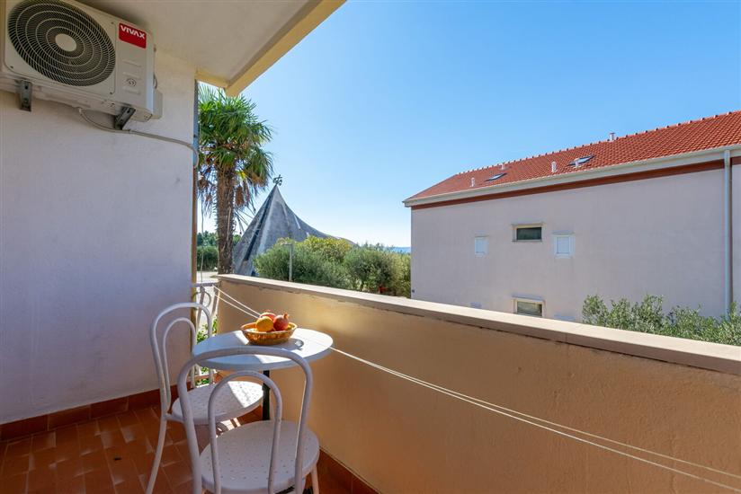 Apartment A3, for 5 persons