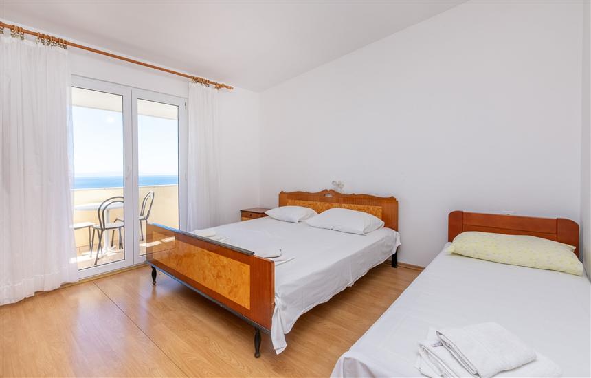 Apartment A5, for 5 persons