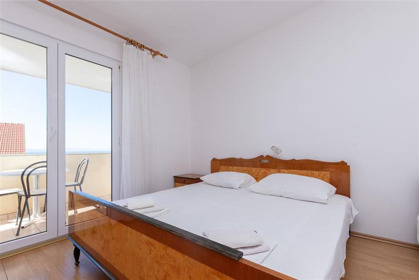 Apartment A5, for 5 persons