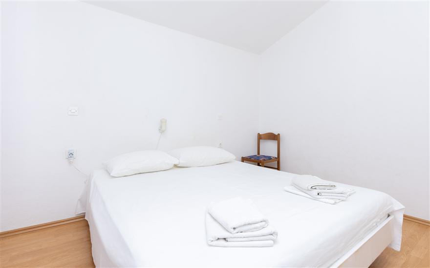 Apartment A5, for 5 persons