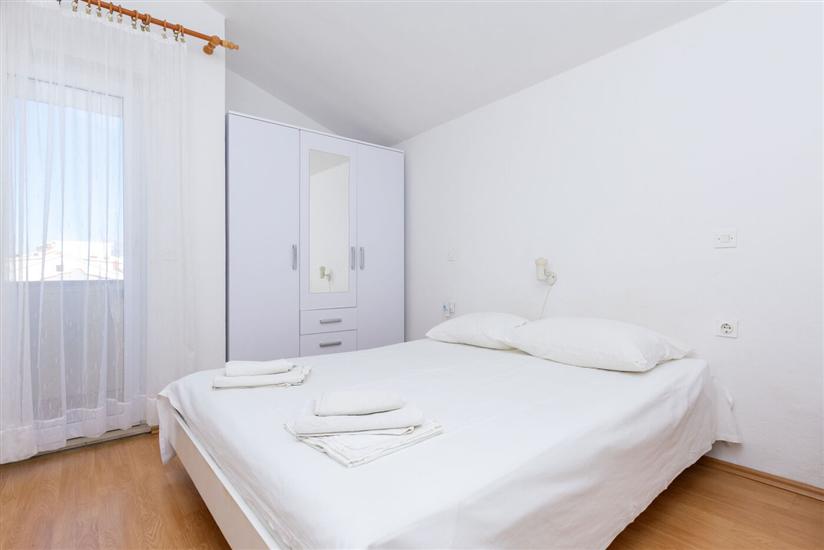 Apartment A5, for 5 persons