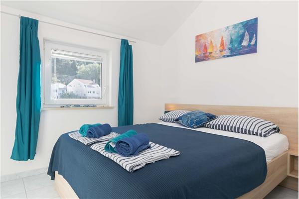 Apartment A4, for 4 persons