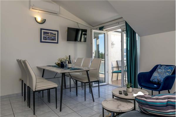 Apartment A5, for 5 persons