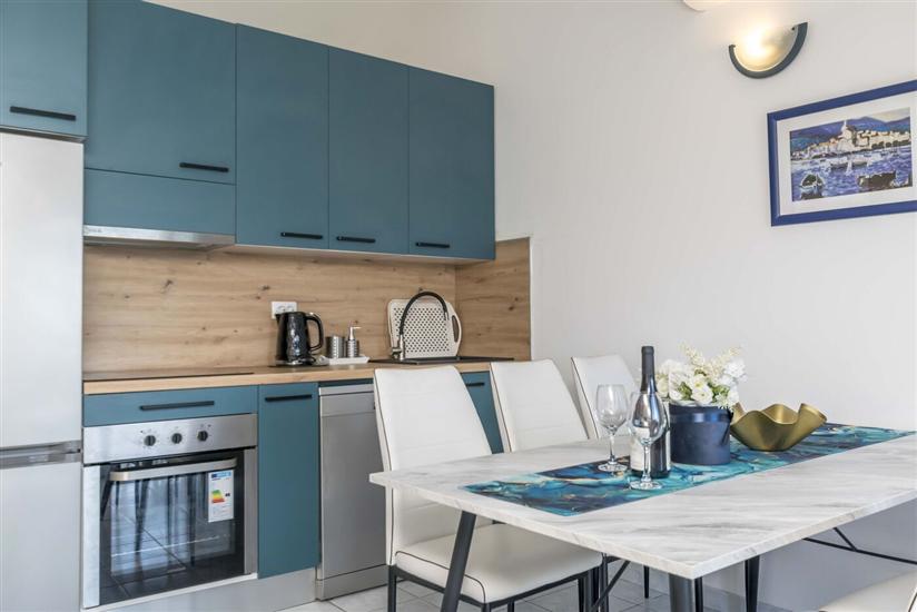 Apartment A5, for 5 persons