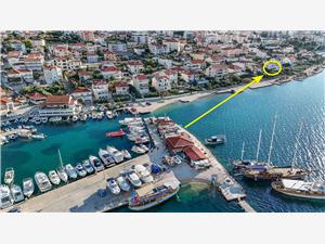 Apartments Duga Okrug Gornji (Ciovo), Size 41.00 m2, Airline distance to the sea 5 m, Airline distance to town centre 700 m