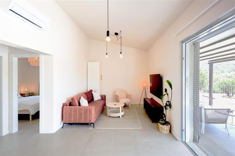 Kuća K1, za 5 osoba/e