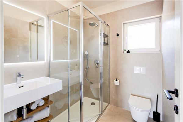 Kuća K1, za 5 osoba/e