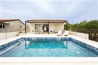 Kuća K1, za 5 osoba/e