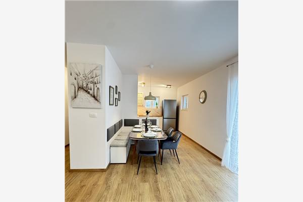 House K1, for 8 persons