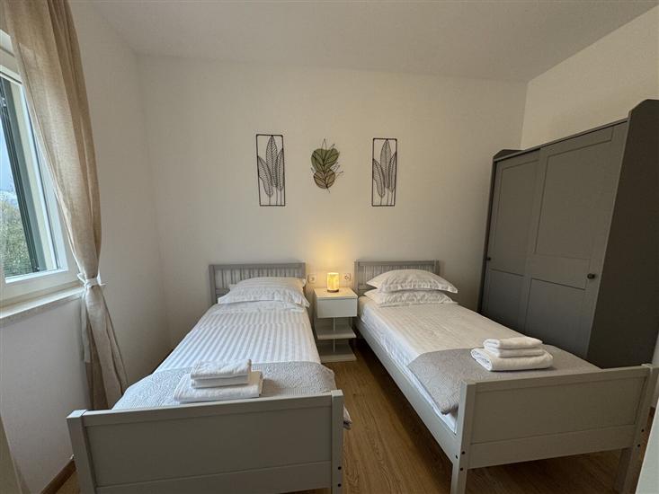 House K1, for 8 persons