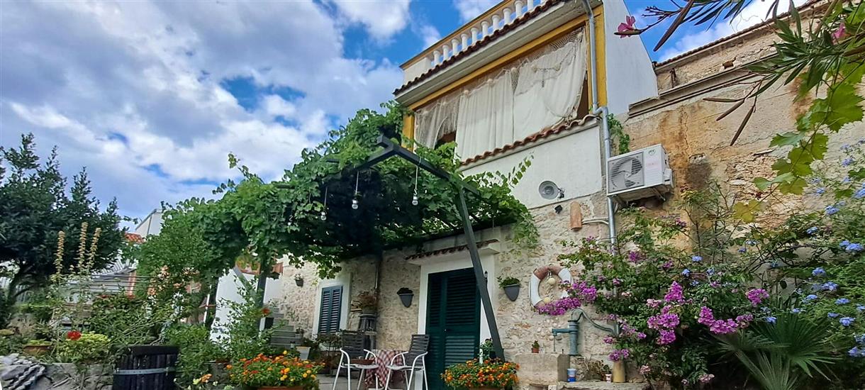 Apartmaj Vintage Dalmatia Stay