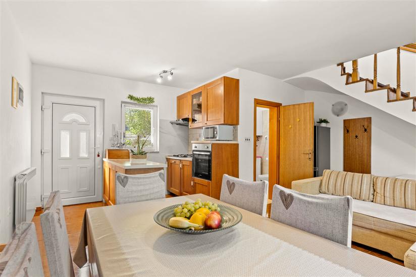 Apartment A1, for 6 persons