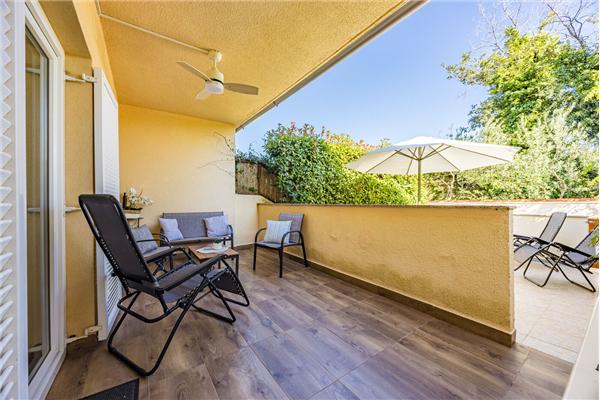 Apartment A1, for 6 persons