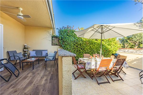 Apartment A1, for 6 persons