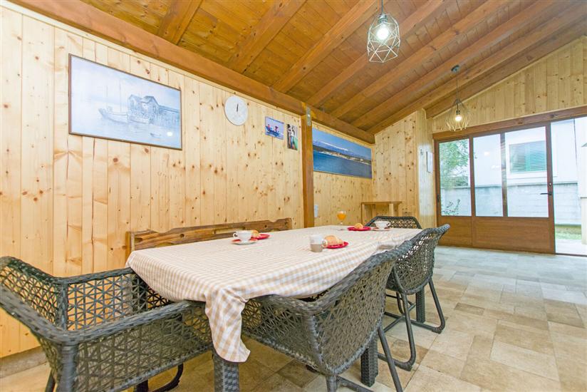 Hiša K1, na 6 osebe