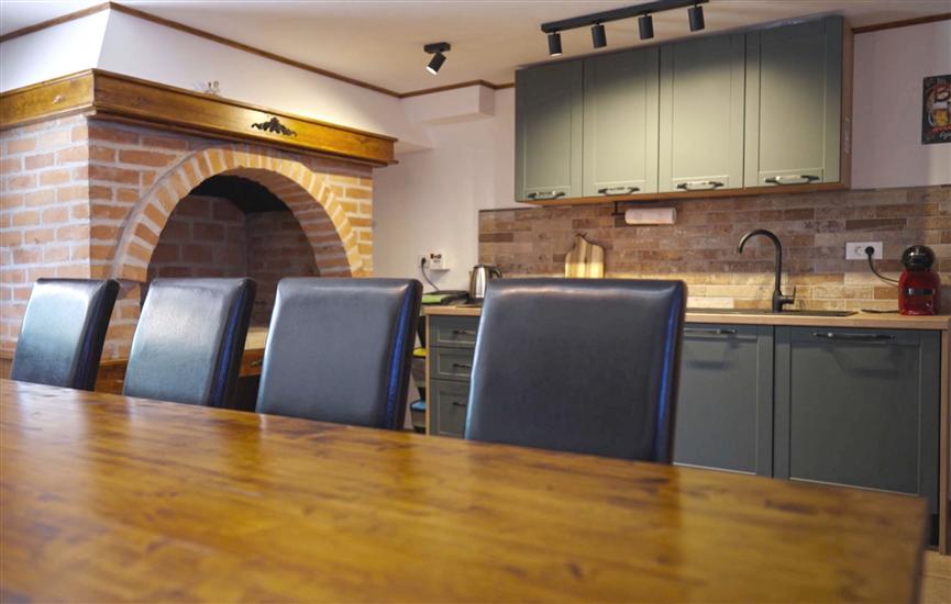 Kuća K1, za 10 osoba/e