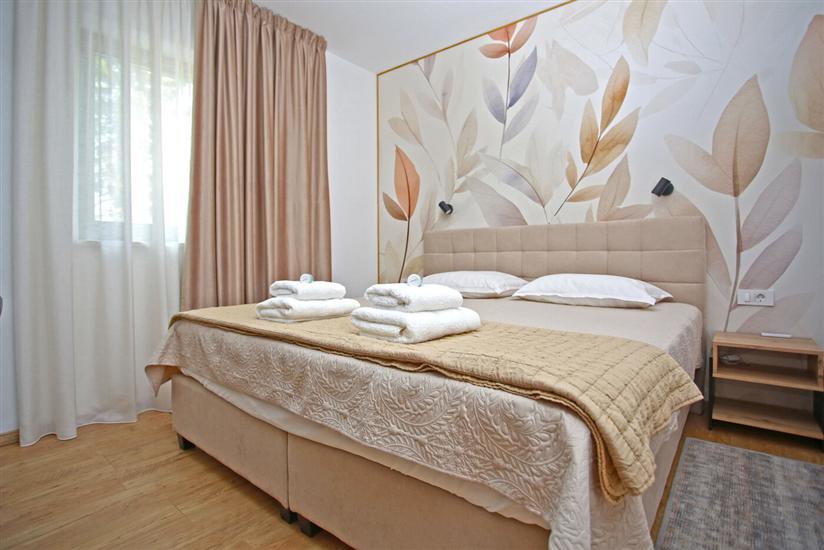 Kuća K1, za 10 osoba/e