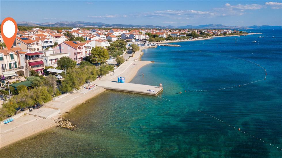 Apartments Ivan by the sea