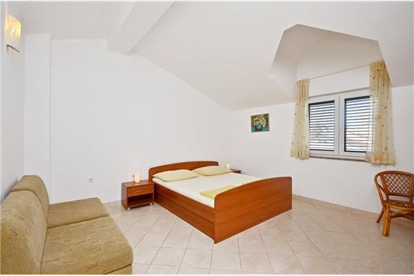 Apartment A2, for 4 persons