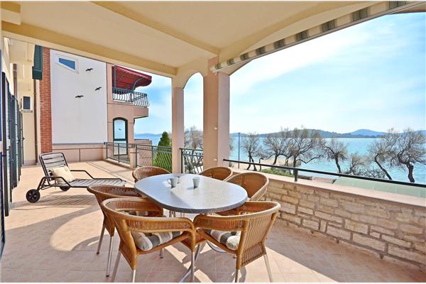 Apartment A4, for 5 persons