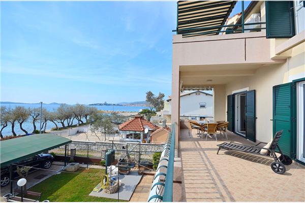 Apartment A4, for 5 persons