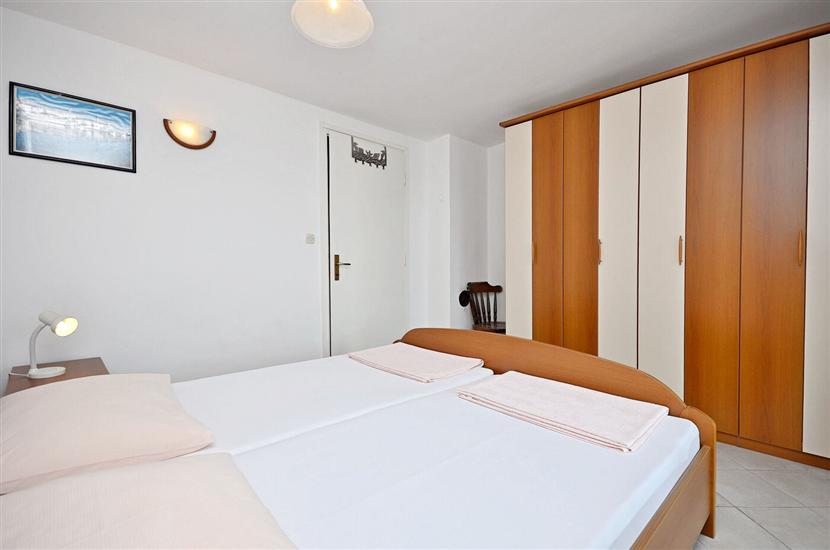 Apartment A4, for 5 persons