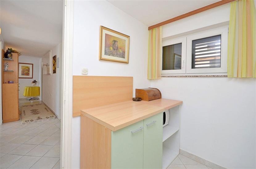 Apartment A4, for 5 persons