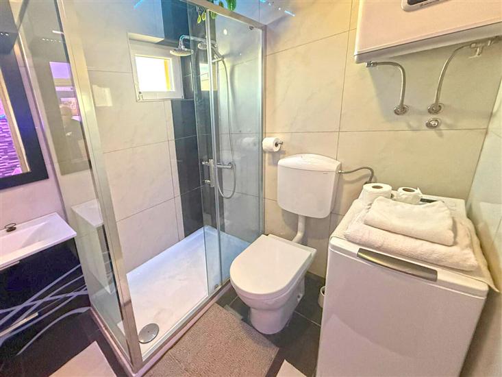 Apartman A2, na 5 osebe