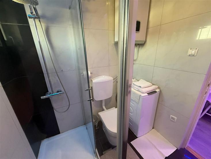 Apartman A2, na 5 osebe