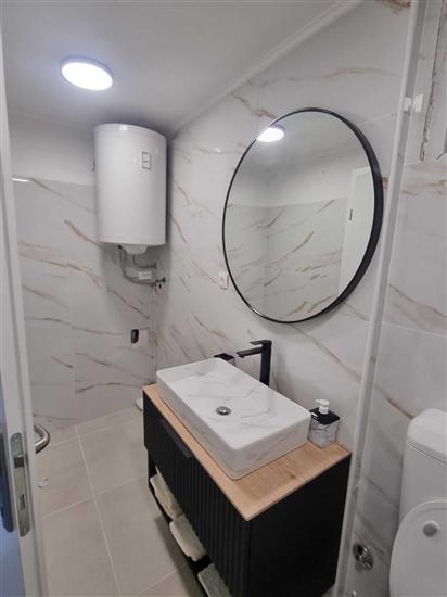 Kuća K1, za 6 osoba/e