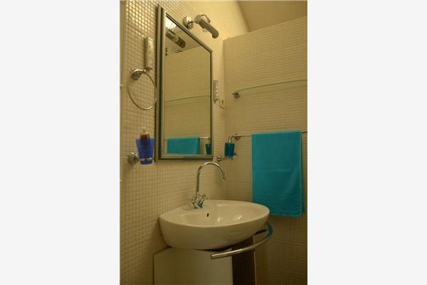 Hiša K1, na 6 osebe