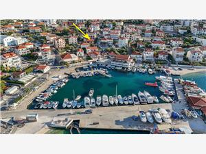 Дом Josipa Okrug Gornji (Ciovo), квадратура 100,00 m2, Воздуха удалённость от моря 50 m