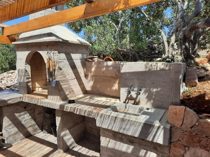 Hiša Robinson house