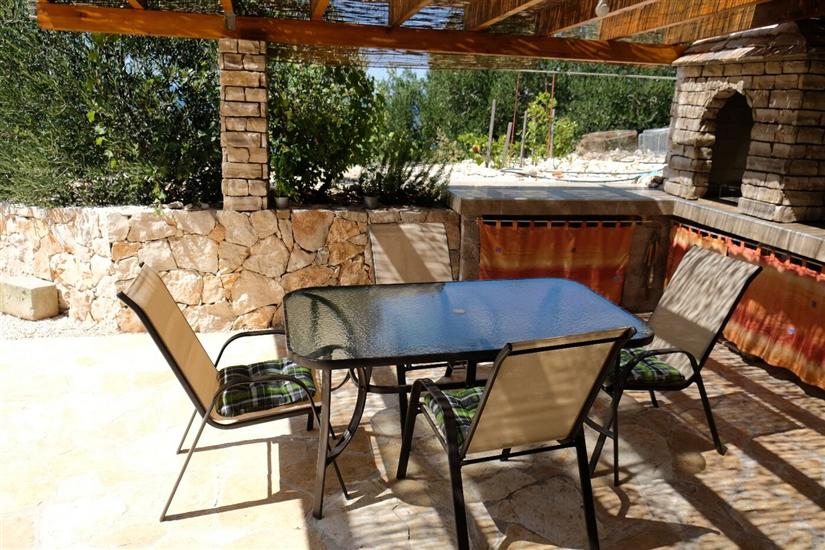 Hiša Robinson house