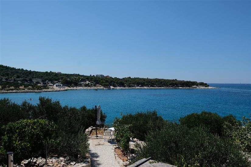 Hiša Robinson house